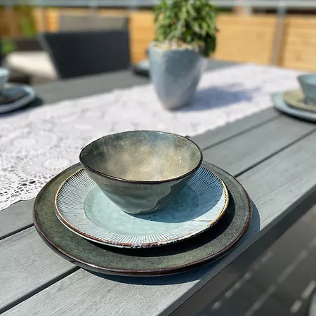 Am Bibelgarten Julia *