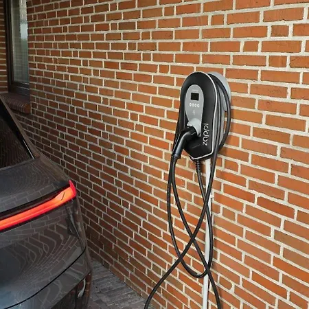 Am Bibelgarten Julia